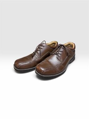 Dockers Men's Brown Leather Lace-Up Oxfords